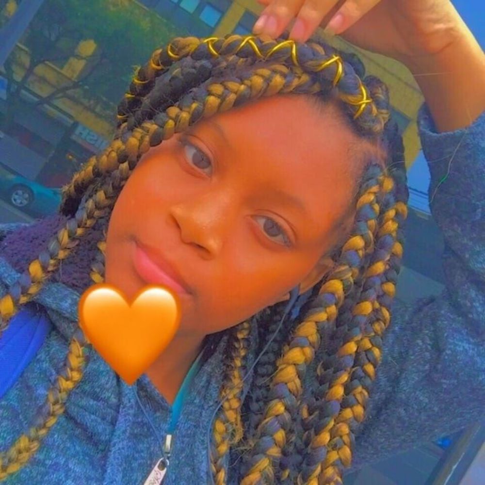 Meet your Posher, Lê